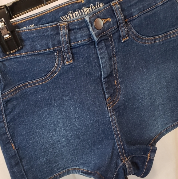 Wild Fable Woman Short Jean - Picture 2 of 5